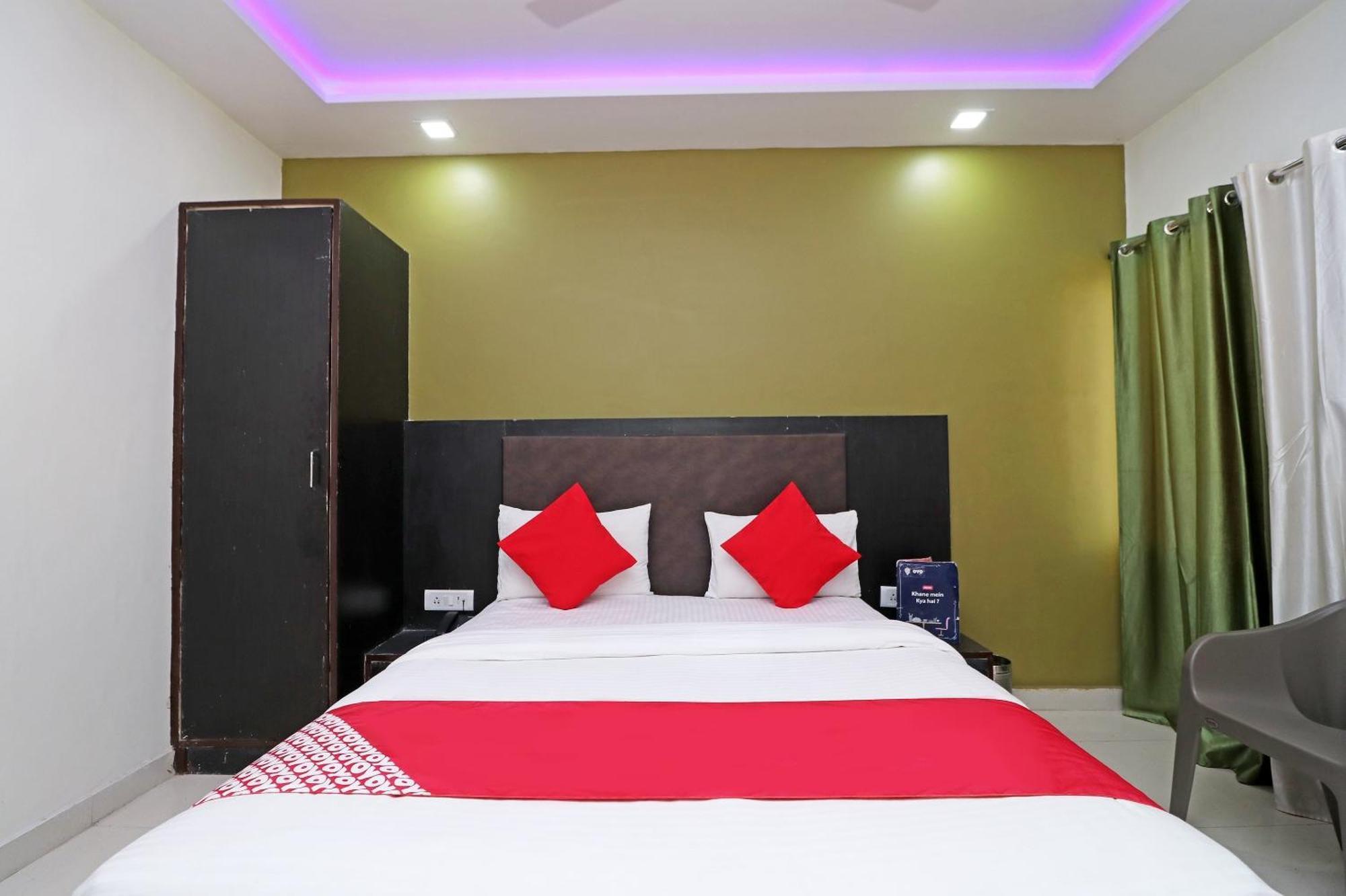 Oyo Hotel The Orient Tree Agra  Kültér fotó
