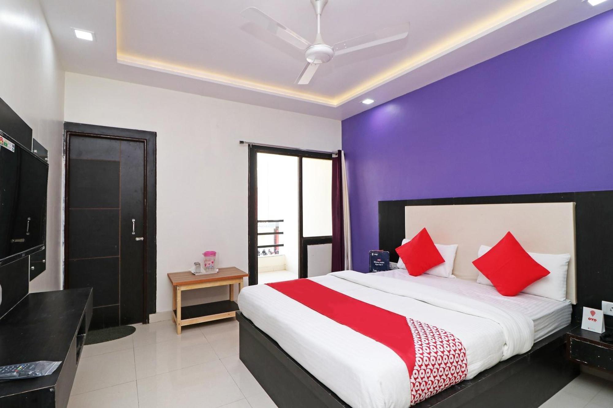 Oyo Hotel The Orient Tree Agra  Kültér fotó
